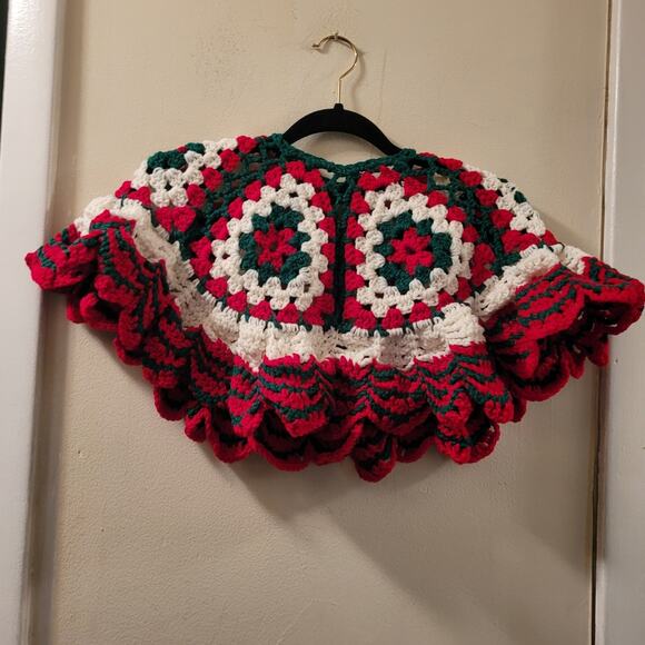 Vintage Crocheted Childrens Christmas Poncho Granny Square Shawl Handmade M - Picture 6 of 8